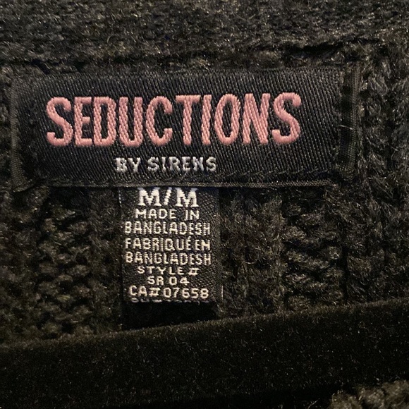 🎉2/$20 warm grey sweater - Picture 2 of 3